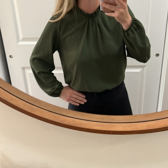 Green shear blouse - Picture 1 of 4